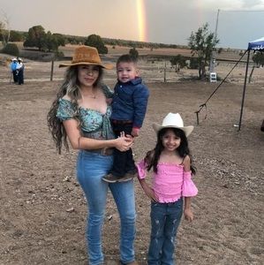 Meet your Posher, Liz